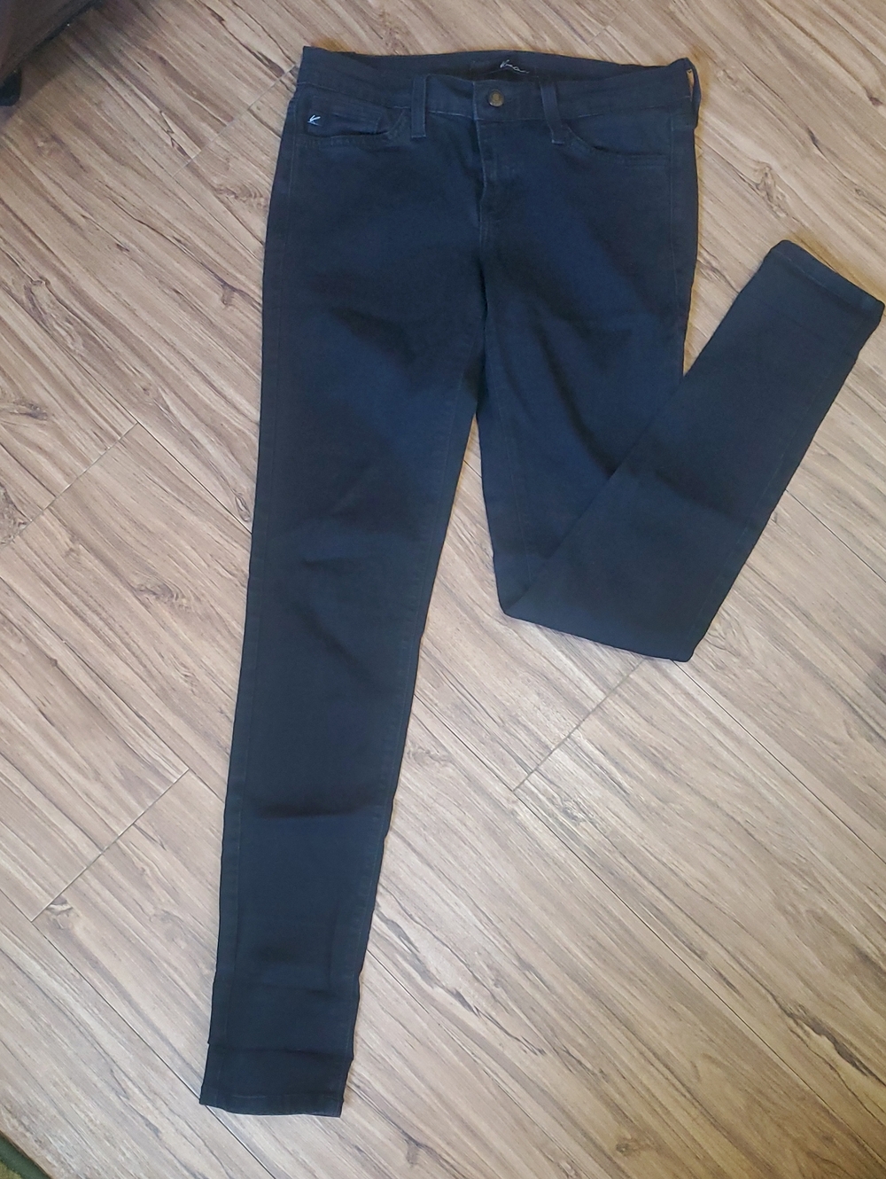Classic Women's Black Skinny Jeans -kancan